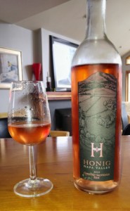 Photo of a bottle of Honig's Pink wine